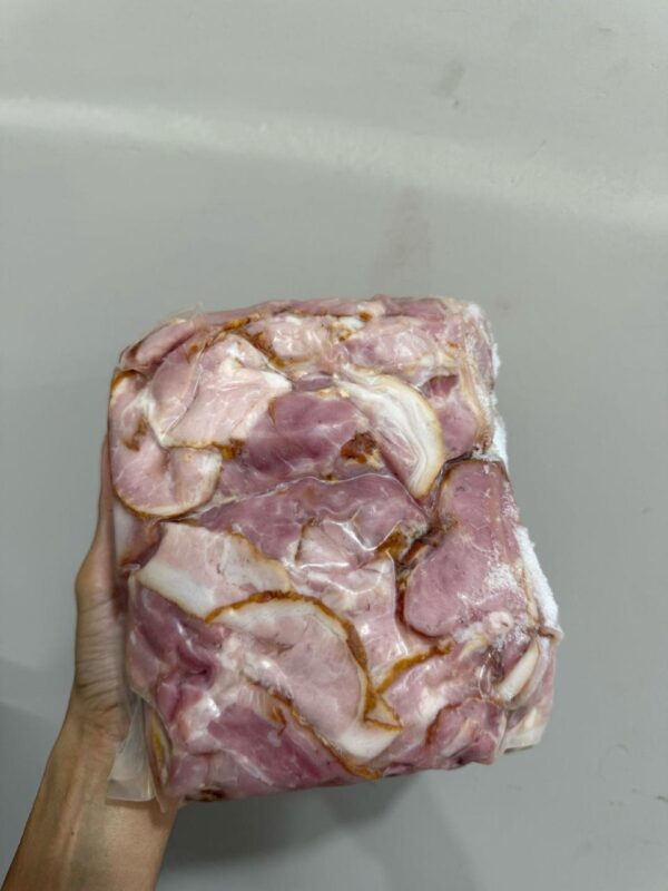 BACON PERNIL FATIADO KG